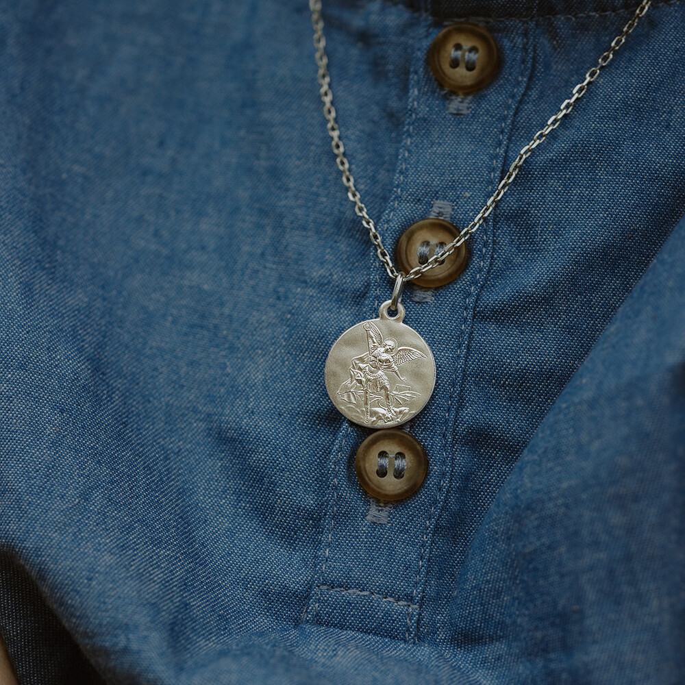 Pendentif Ancien En Argent Massif Filigrane à Médaillon Saint Michel - Bijou à Restaurer - France