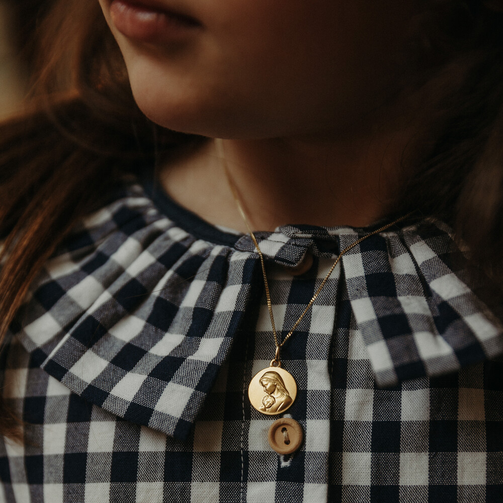 Photo de Médaille Vierge à l'enfant - Or jaune 9ct