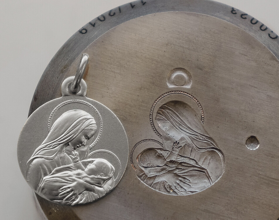 Collier Et Pendentif « Un Amour Maternel » En Argent Massif 925 - Occasion, Beau Symbole