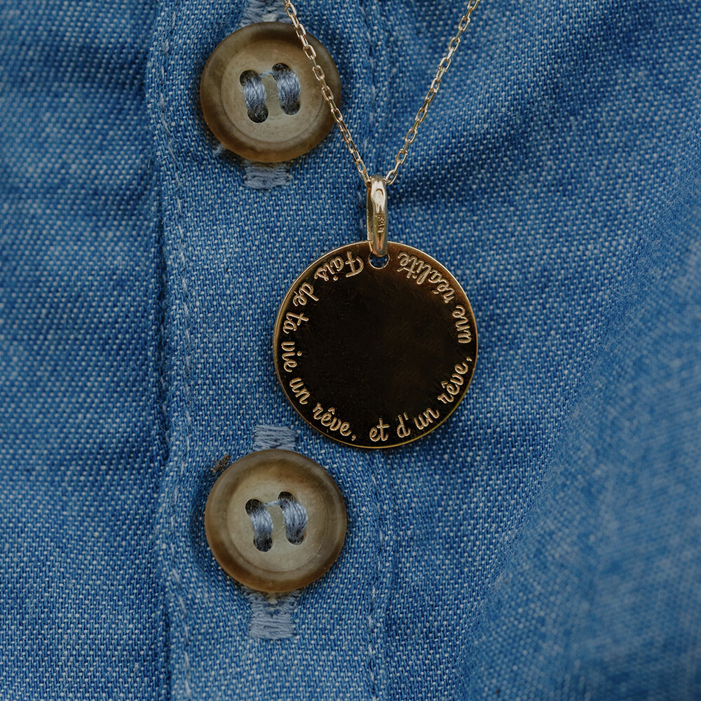 Photo de Médaille fais de ta vie un rêve  - Or jaune 9cts