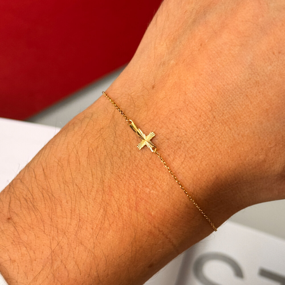 Photo de Bracelet Croix Diamantée - Or jaune 9ct