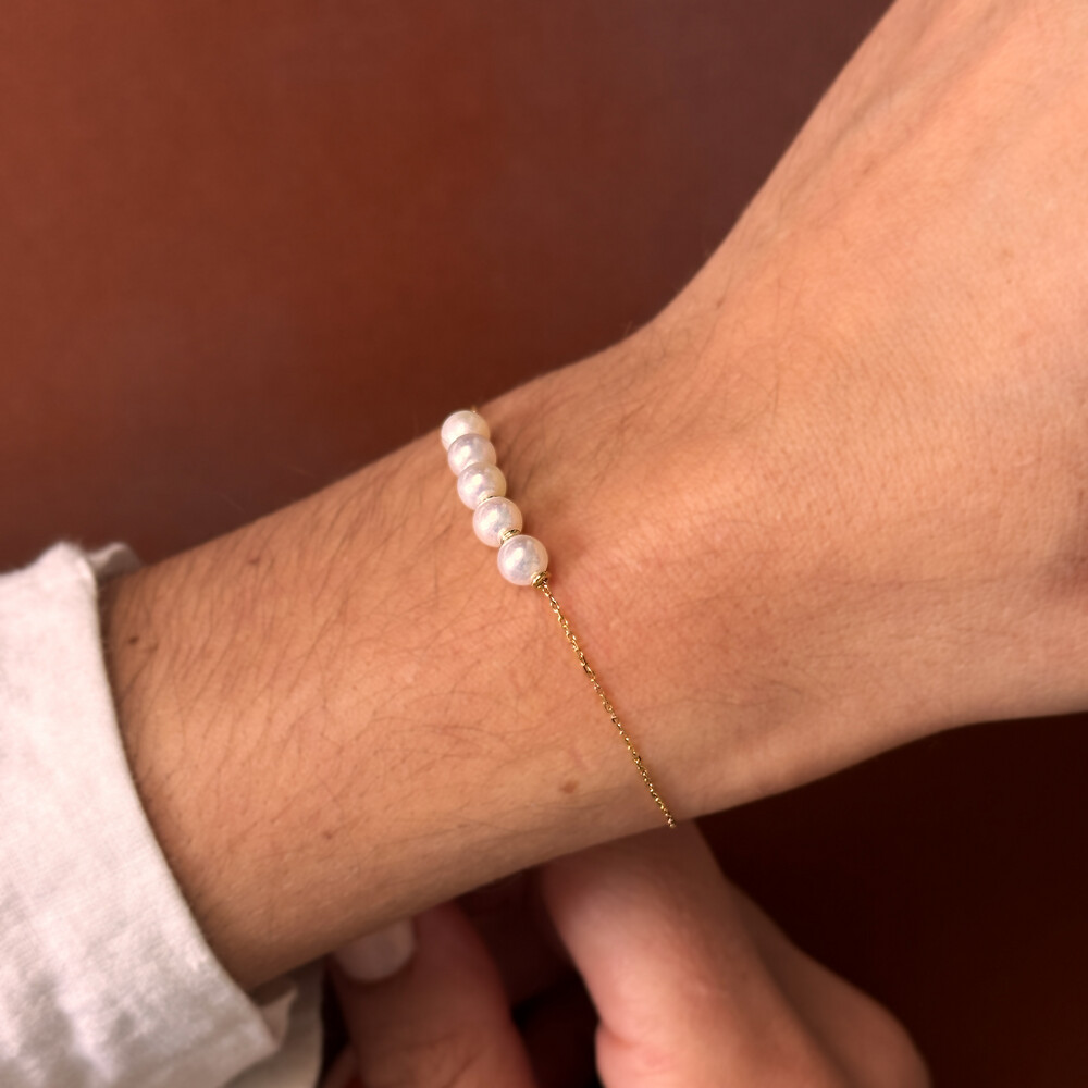 Photo de Bracelet perles 5mm sur chaîne forçat - Or jaune 9ct