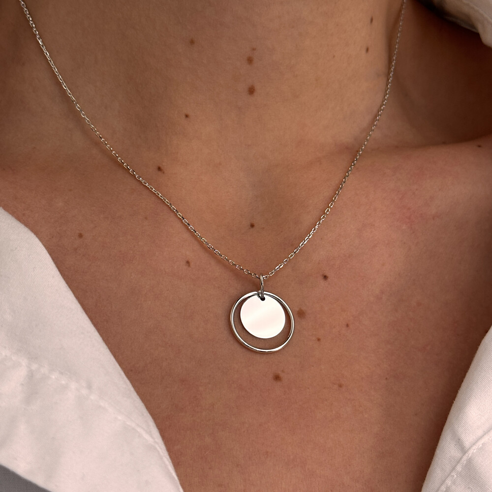 Photo de Collier Cercle Double – Argent Massif