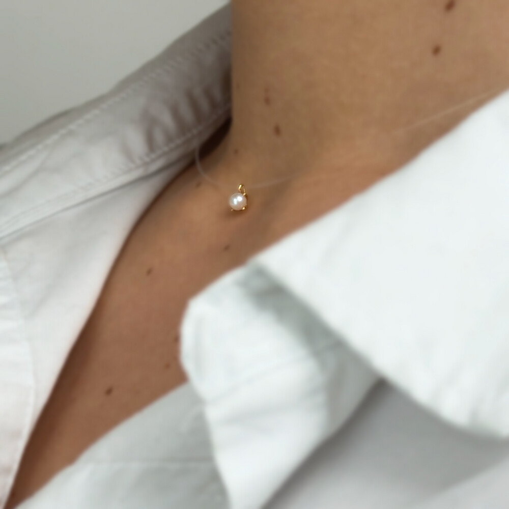 Photo de Collier fil nylon perle de culture 4mm - or jaune 9ct