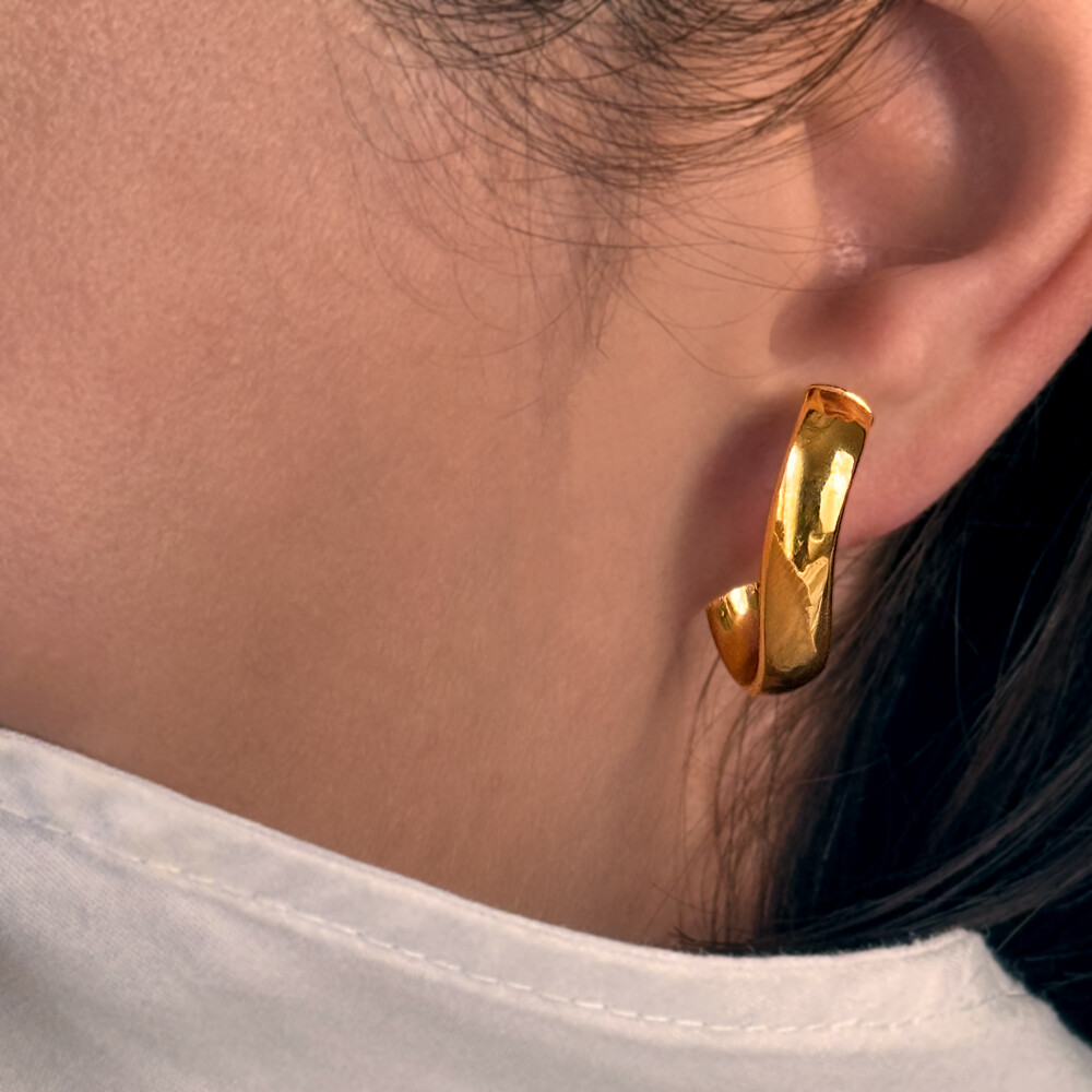 Photo de Boucles d'oreilles créoles ovales torsadées - Or jaune 9ct